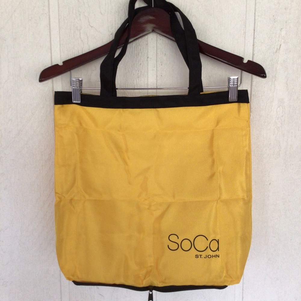 NWOT ST. JOHN PACKABLE NYLON TOTE BAG SHOPPER